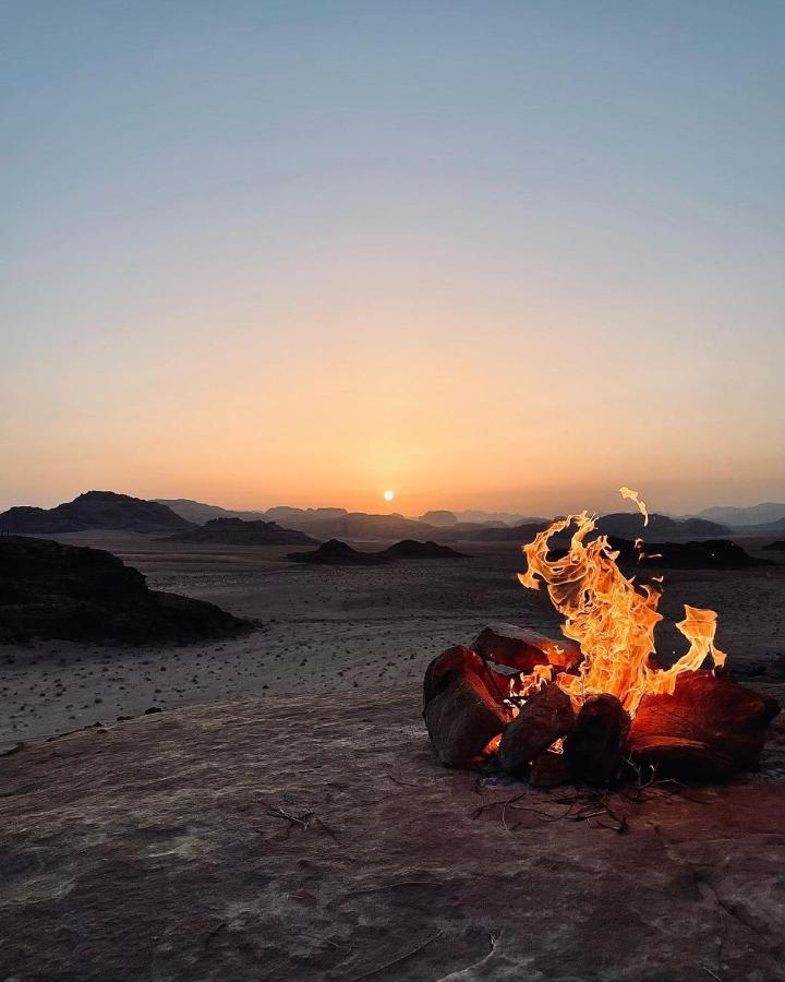 Golden Day Ξενοδοχείο Ουάντι Ραμ Εξωτερικό φωτογραφία